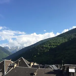https://t2-bis-calme-centre-bagneres-de-luchon.midi-pyreneeshotels.com