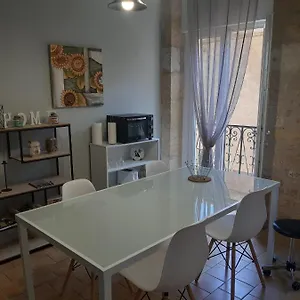 https://maison-de-ville-dans-une-citee-medievale.midi-pyreneeshotels.com